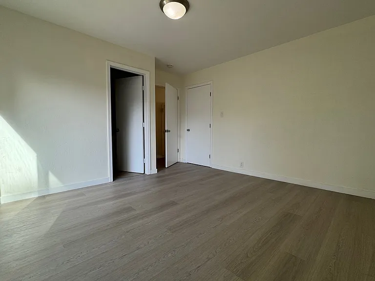 4059 Allendale Ave #5 — Photo 9
