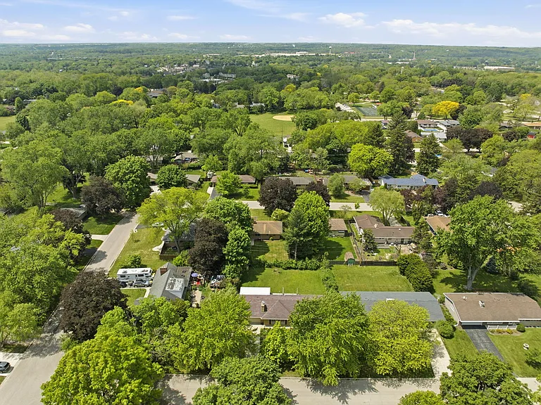 152 Crestwood Dr — Photo 33