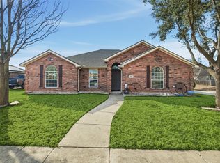 910 Grouse Rd, Glenn Heights, TX 75154