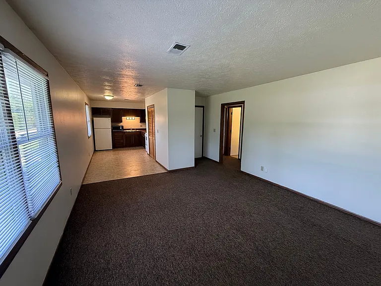 3743 N 250 W — Photo 3