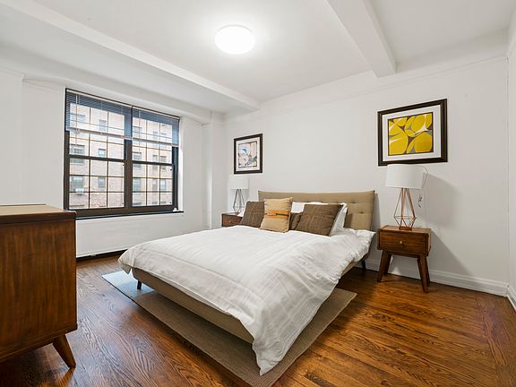 3rd image of 420 W 24th St APT 2A