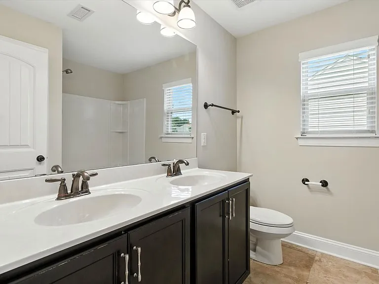 54 Hemlock Green Ln — Photo 24