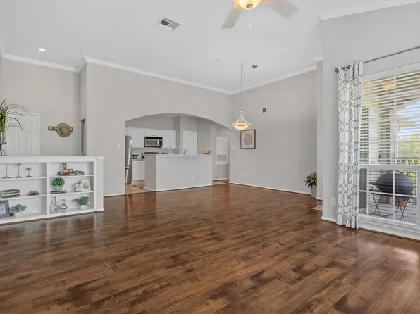 6607 Lake Woodlands Dr APT 633, Spring, TX 77382