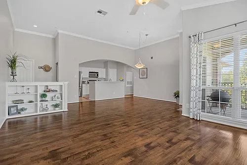 6607 Lake Woodlands Dr Photo 1