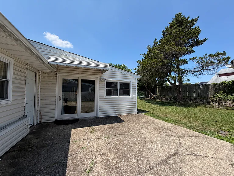 38 Island St — Photo 14