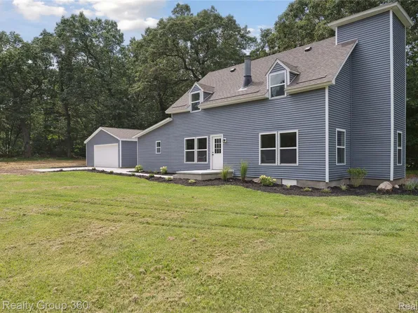 3480 E Coon Lake Rd, Howell, MI 48843