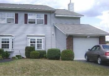 2nd image of 311 Fountain Rd