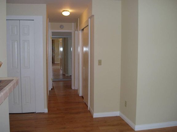 5th image of 601 E Del Mar Blvd APT 202