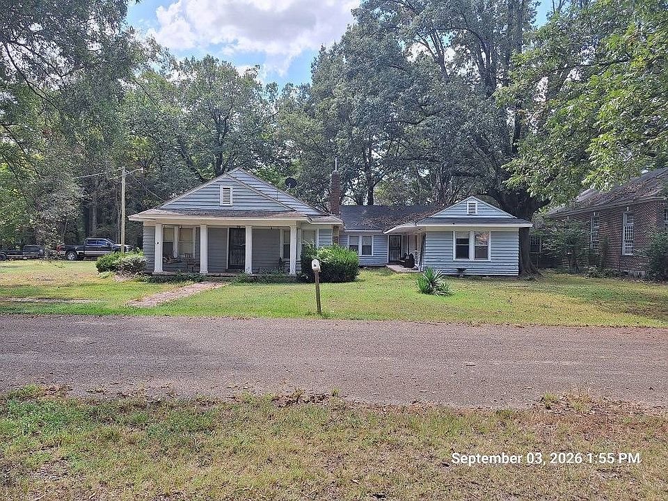 1st image of 90 Shamrock Dr