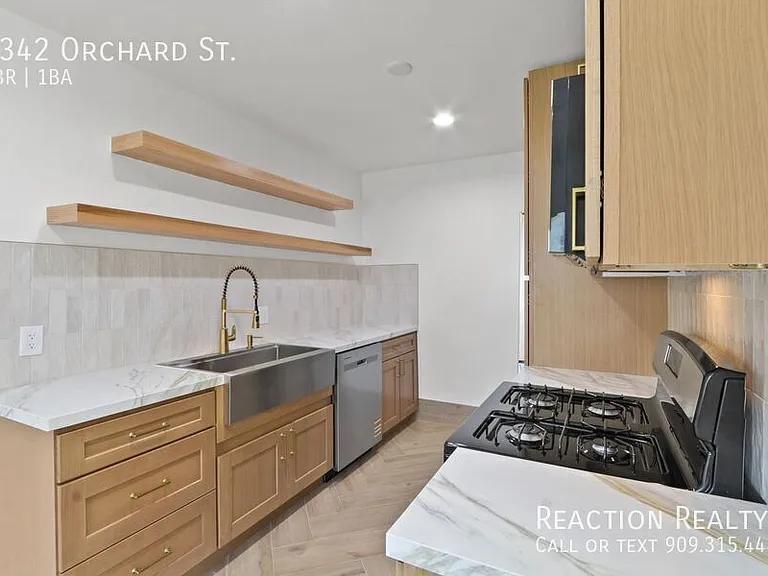 4342 Orchard St — Photo 6