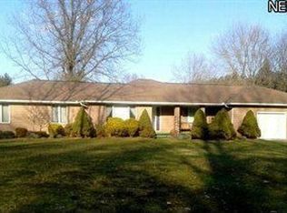 69 Magnolia Dr, Akron, OH 44321