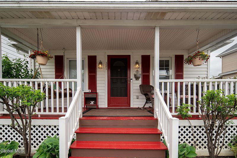 2nd image of 321 Glen Avenue