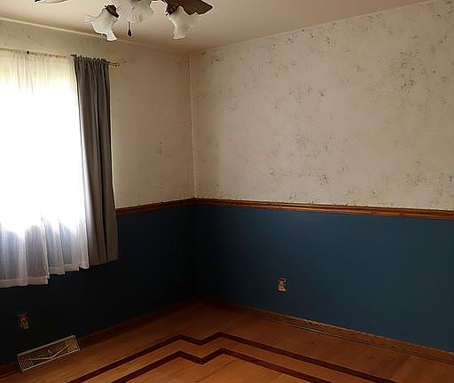 Bedroom 11.5 x 12.6