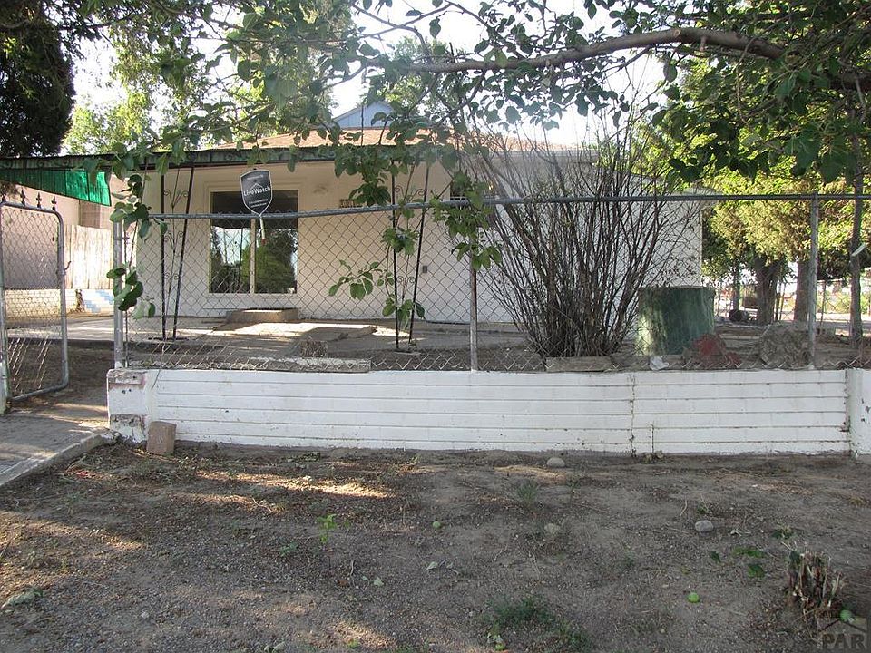 1st image of 2039 E 15th St
