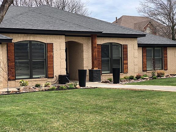 4th image of 204 Bradley Ln