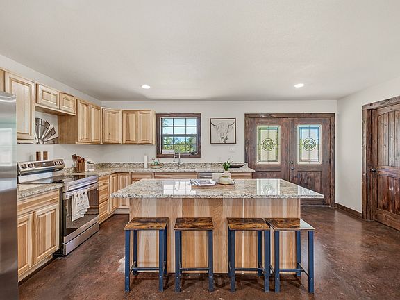 5th image of 7414 Boswell Ct