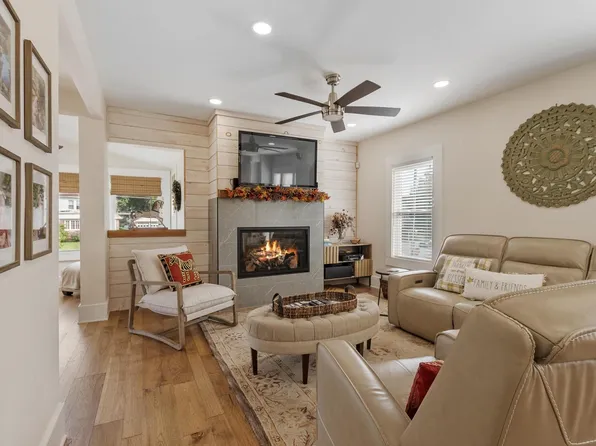 1705 Northampton St, Holyoke, MA 01040