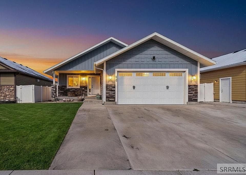 1st image of 628 Double Eagle Dr