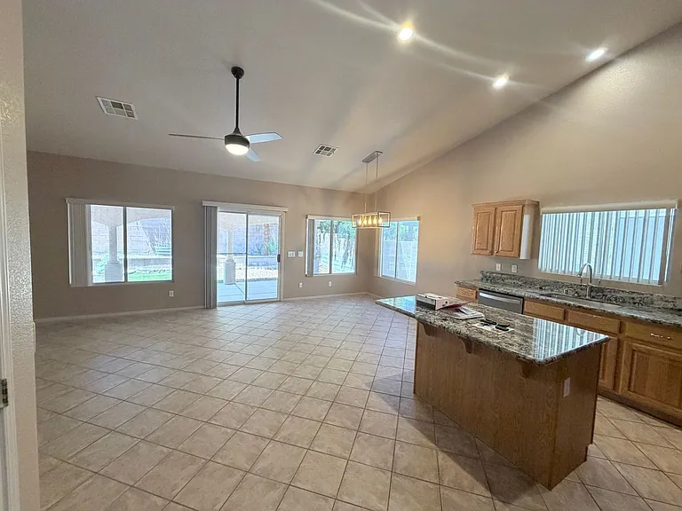 5123 Fiji Island Ct — Photo 9