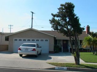 1306 W 214th St, Torrance, CA 90501