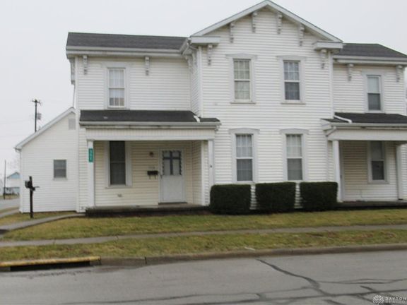 2nd image of 302 W South St