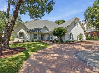 1136 Concord Rd, Davidson, NC 28036