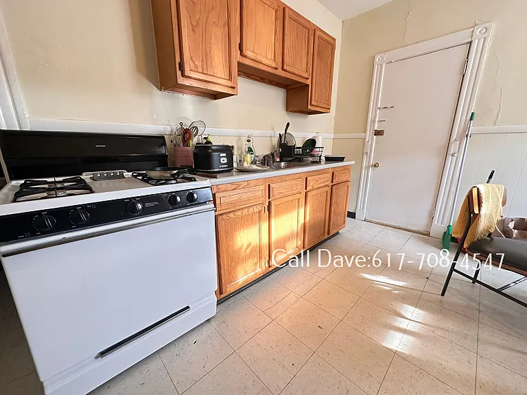 1128 Commonwealth Ave #6A — Photo 7