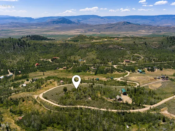 205 GCR 2416, Kremmling, CO 80459