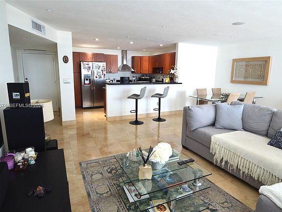 2nd image of 2780 NE 183rd St #Penthouse 04