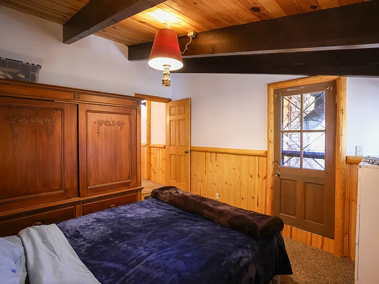 43615 Wolf Rd — Photo 21