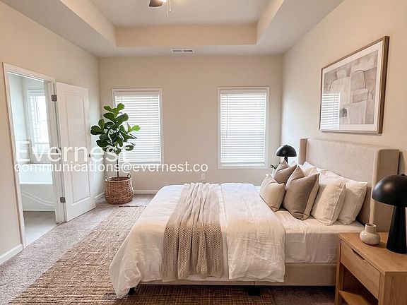 3rd image of 104 Culver St
