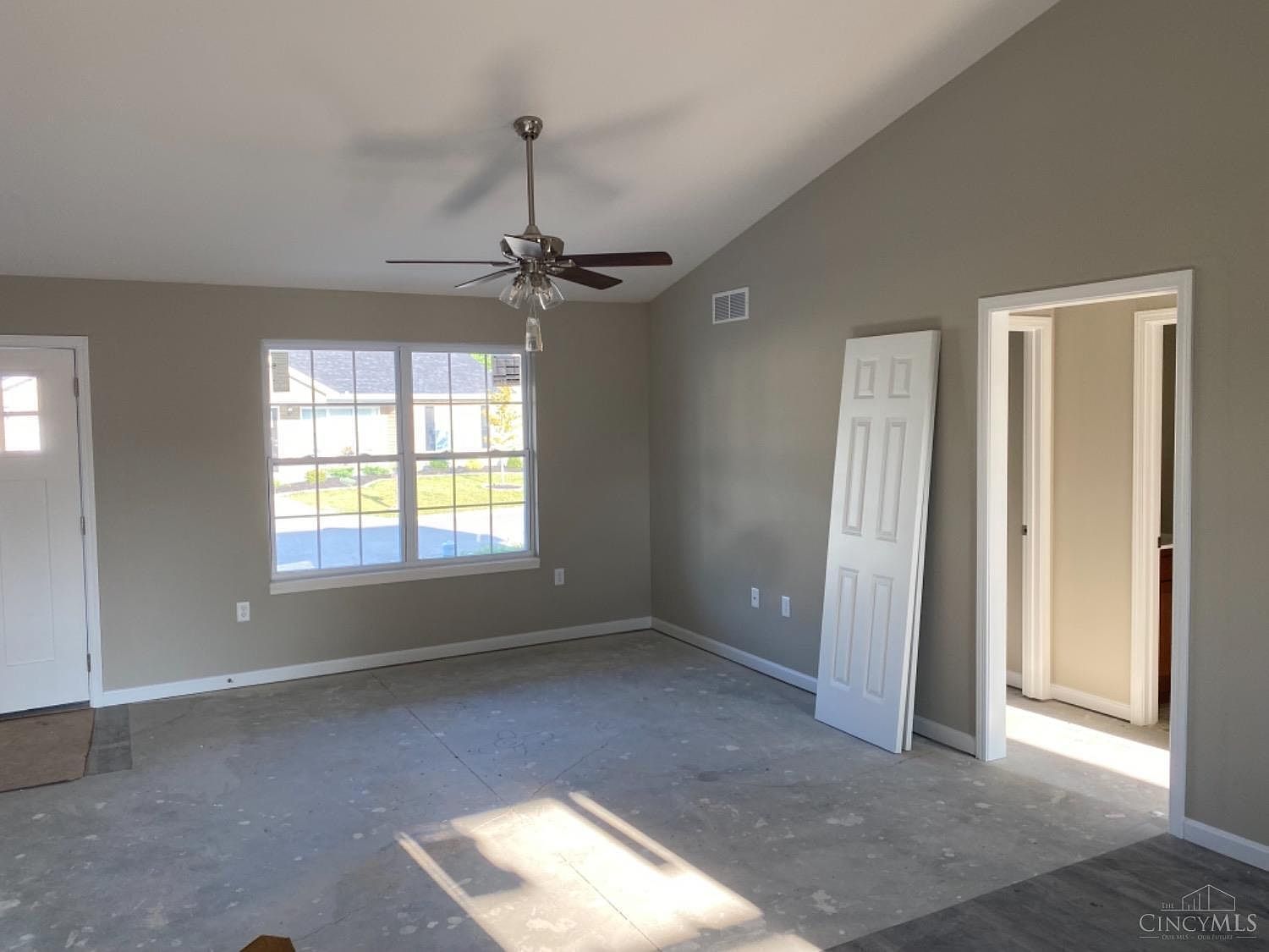 16 E Persimmon Dr, Hamilton, OH 45013 Zillow