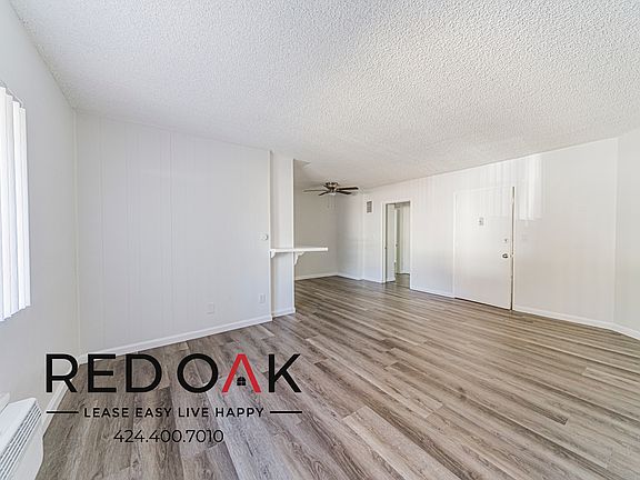 4th image of 7502 Canby Ave #1