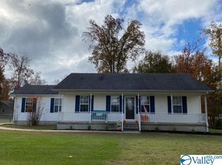 266 Riddle Rd, Albertville, AL 35950