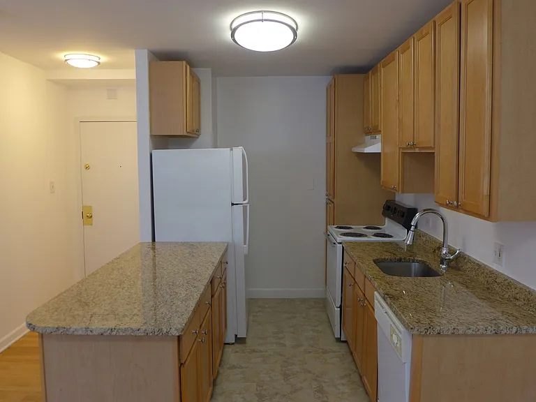 808-12 W Junior Terrace — Photo 46
