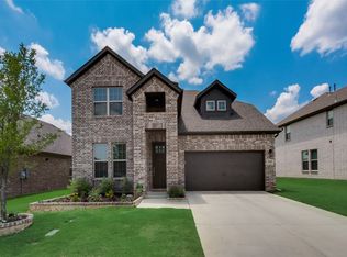 2902 Spirit Woods Ln, Arlington, TX 76001