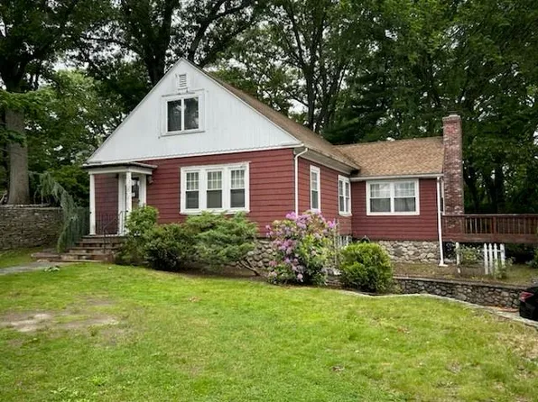 175 Oakland Ave, Cranston, RI 02910