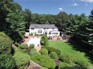 36 Clayton Dr, Dix Hills, NY 11746