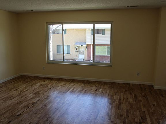 3rd image of 9004 E Lehigh Ave