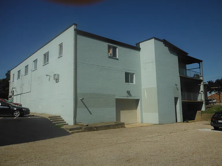 2265 Manchester Rd #F — Photo 2