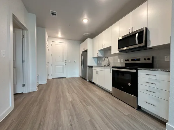 (undisclosed Address), Austin, TX 78745