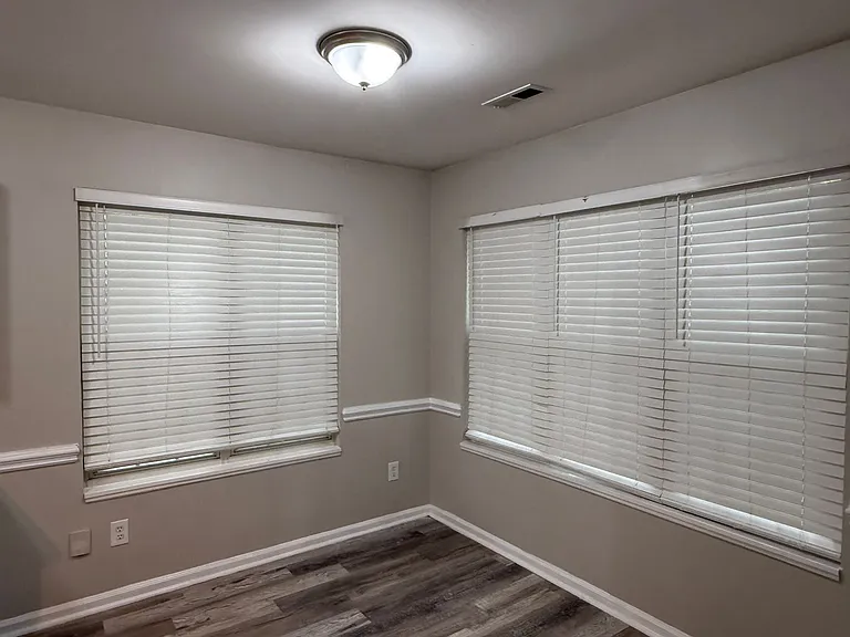 6617 Cedar Cliff Dr — Photo 3