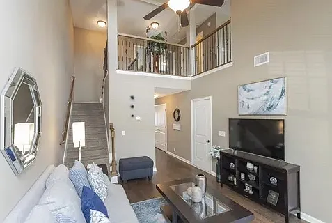 3319 Stormello Ln — Photo 3