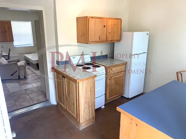 2510 S. Espina Street #10 — Photo 6