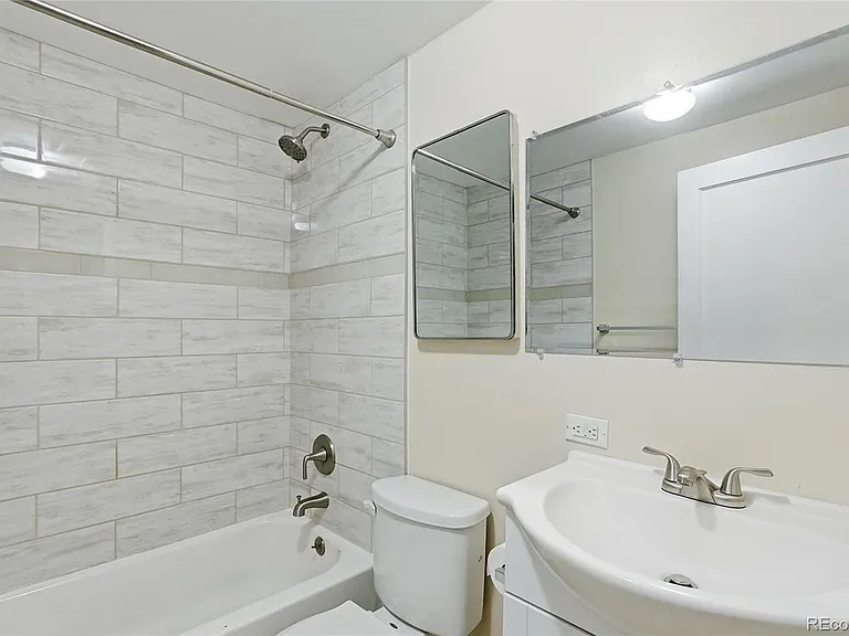 6190 Wadsworth Blvd — Photo 13