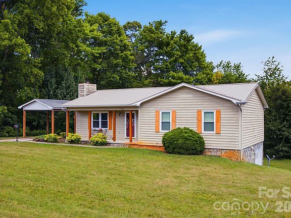 3rd image of 4186 Horseshoe Bend Rd