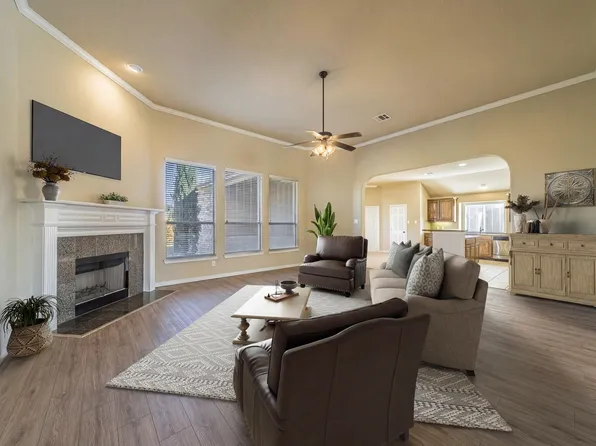 2217 Lorrie Ln, Weatherford, TX 76087