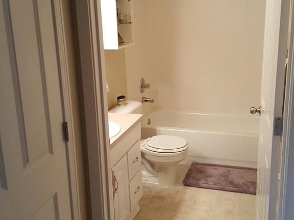 4th image of 1890 Kennedy Pl