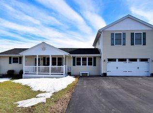 6350 Catskill Ln 16x7 Heritage 3000 Mahogany Lp Mountain Fox Doors