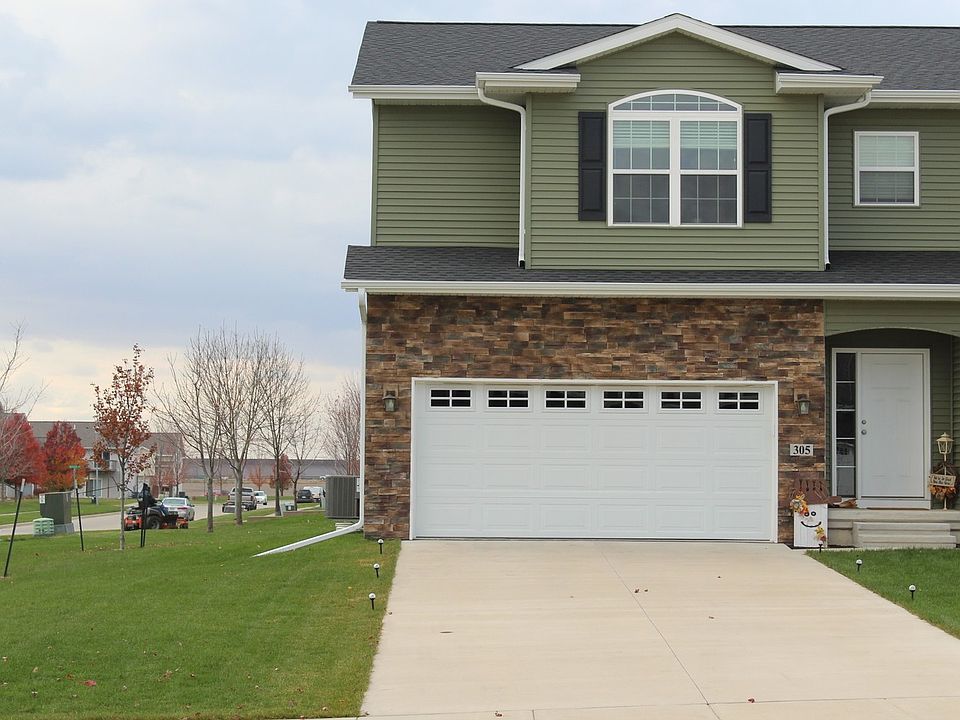 1st image of 305 Sunset Pl
